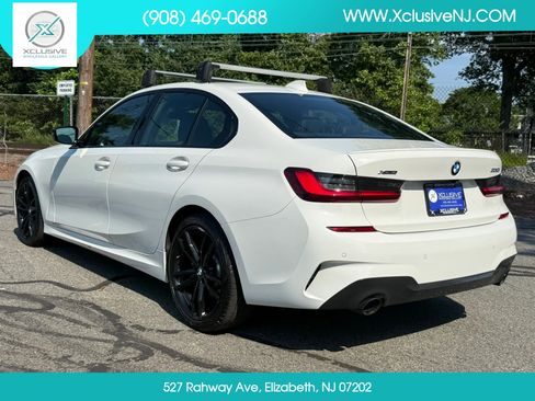 Used 2022 BMW 330i xDrive Sedan w/ M Sport Package AWD/4WD image 2