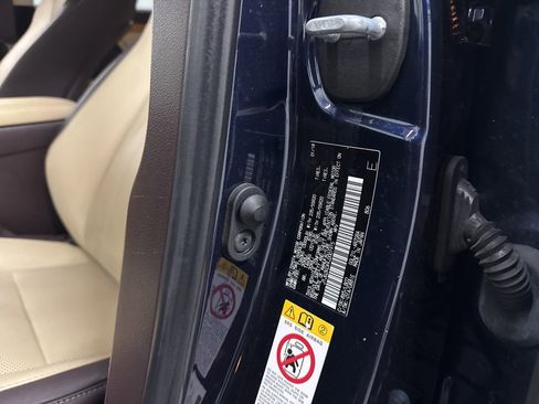 Used 2018 Lexus RX 350L FWD image 65