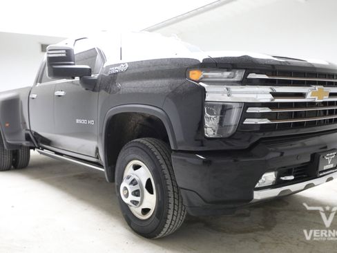 Used 2023 Chevrolet Silverado 3500 High Country w/ LPO, Hitch Package AWD/4WD image 7