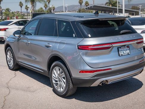 Used 2022 Lincoln Corsair Standard image 8