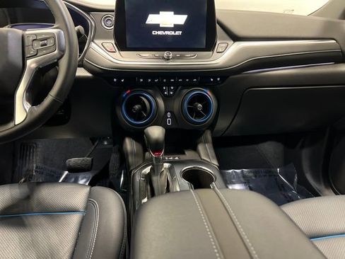 Used 2024 Chevrolet Blazer RS w/ Enhanced Convenience Package image 13