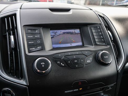 Used 2015 Ford Edge SE image 33