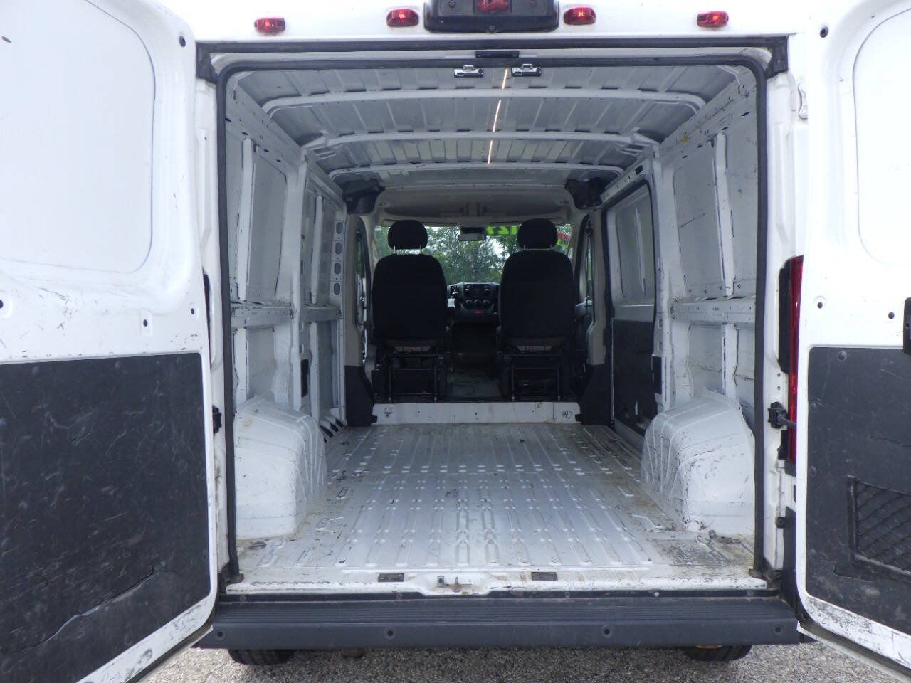 Used 2018 RAM ProMaster 1500 w/ Interior Convenience Group FWD image 24
