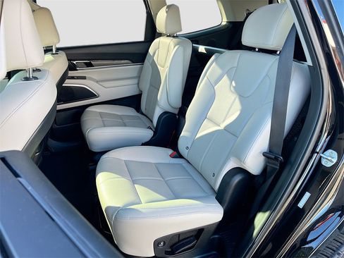 Used 2021 Kia Telluride SX w/ Towing Package image 26