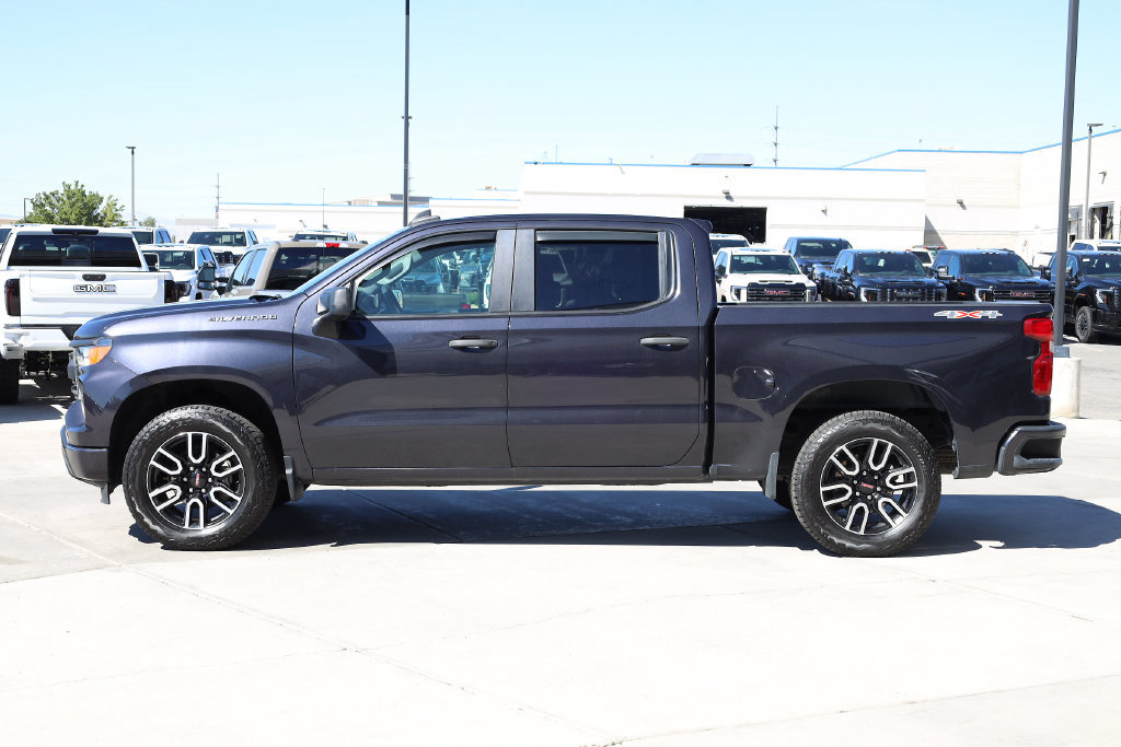 Used 2022 Chevrolet Silverado 1500 Custom AWD/4WD image 3