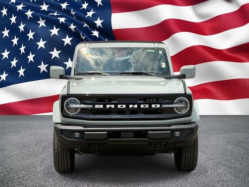 Used 2024 Ford Bronco Outer Banks AWD/4WD image 6