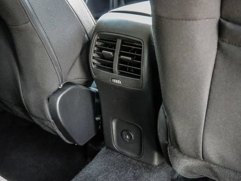 Used 2024 Ford Escape Active w/ Tech Pack #1 AWD/4WD image 21
