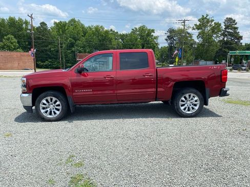 Used 2018 Chevrolet Silverado 1500 LT w/ All Star Edition image 6