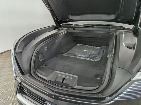 New 2025 Cadillac Escalade IQ Luxury 2 image 32