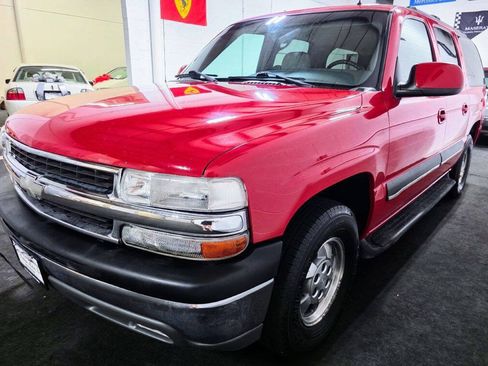Used 2002 Chevrolet Suburban LT RWD image 8