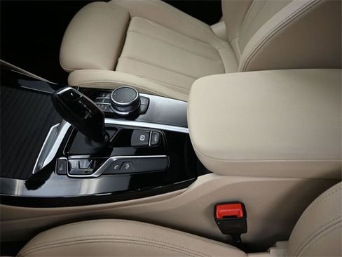 Used 2021 BMW X3 xDrive30i w/ Premium Package image 20