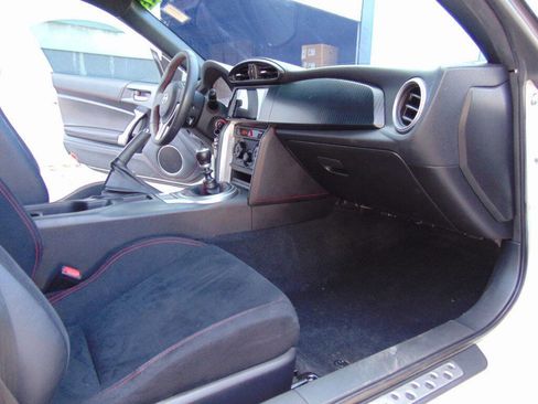 Used 2014 Scion FR-S image 26