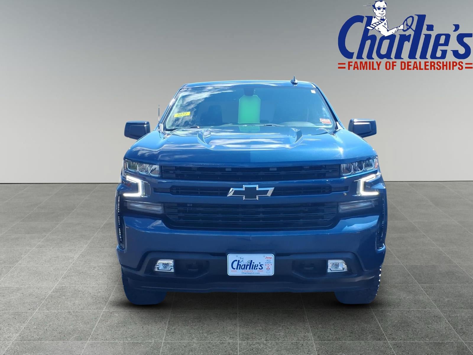 Used 2022 Chevrolet Silverado 1500 RST AWD/4WD image 2