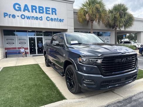 Used 2026 RAM 1500 Laramie w/ Night Edition AWD/4WD image 3