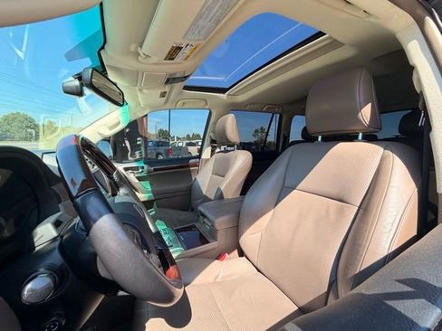 Used 2019 Lexus GX 460 Luxury AWD/4WD image 22