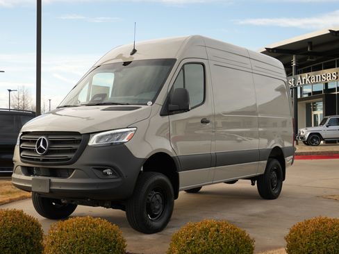 New 2026 Mercedes-Benz Sprinter 2500 image 3