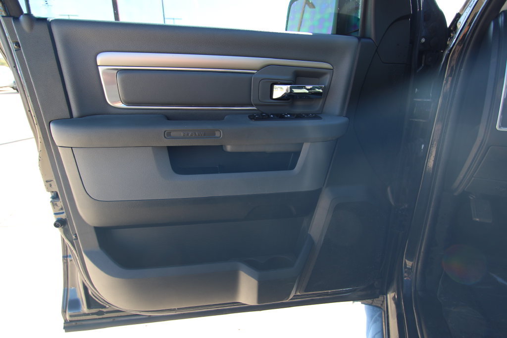Used 2018 RAM 1500 Big Horn AWD/4WD image 35