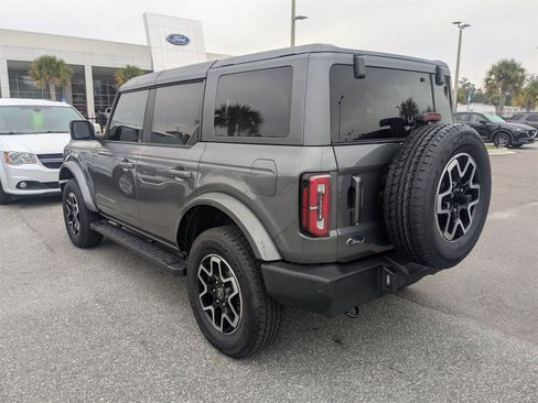 Used 2024 Ford Bronco Outer Banks image 6