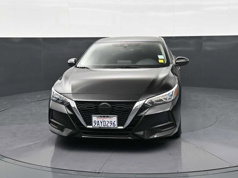 Used 2022 Nissan Sentra SV w/ All-Weather Package FWD image 2