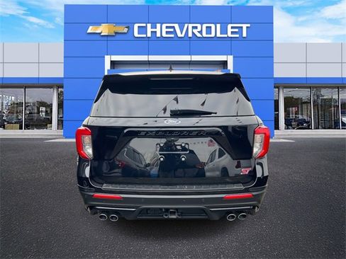 Used 2022 Ford Explorer ST w/ Equipment Group 401A image 6