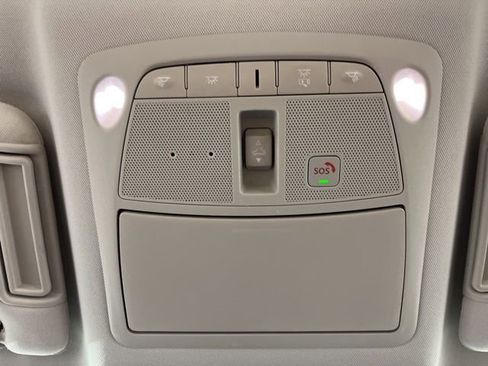 Used 2023 Nissan Armada SL image 34