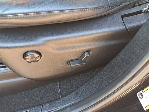 Used 2022 Dodge Durango R/T w/ Hemi Orange Plus Package image 22