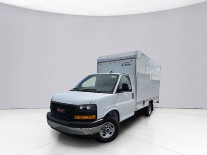 New 2025 GMC Savana 3500 w/ Power Convenience Package