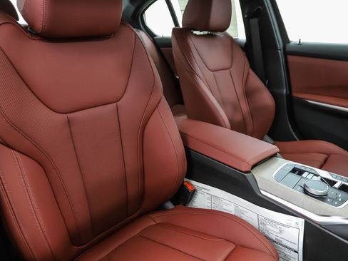 Used 2025 BMW 330i xDrive Sedan w/ Premium Package image 29