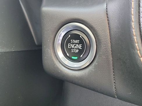 Used 2023 GMC Yukon XL AT4 image 17