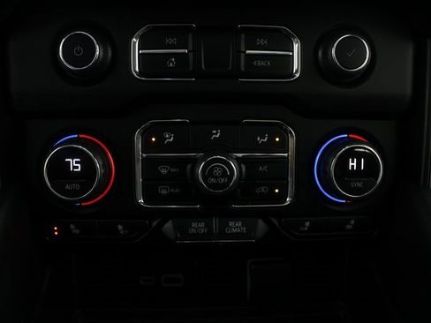 Used 2023 Chevrolet Tahoe Z71 w/ Luxury Package image 7