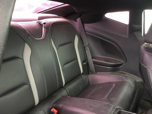 Used 2019 Chevrolet Camaro SS RWD image 23