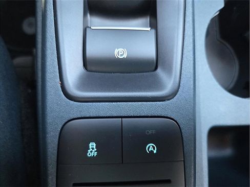 New 2025 Ford Maverick Lariat w/ 4K Tow Package image 17