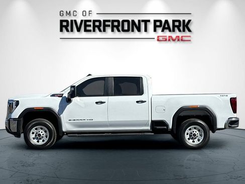 Used 2024 GMC Sierra 2500 Pro image 6