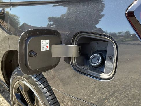 Certified 2024 Ford Expedition Limited image 14