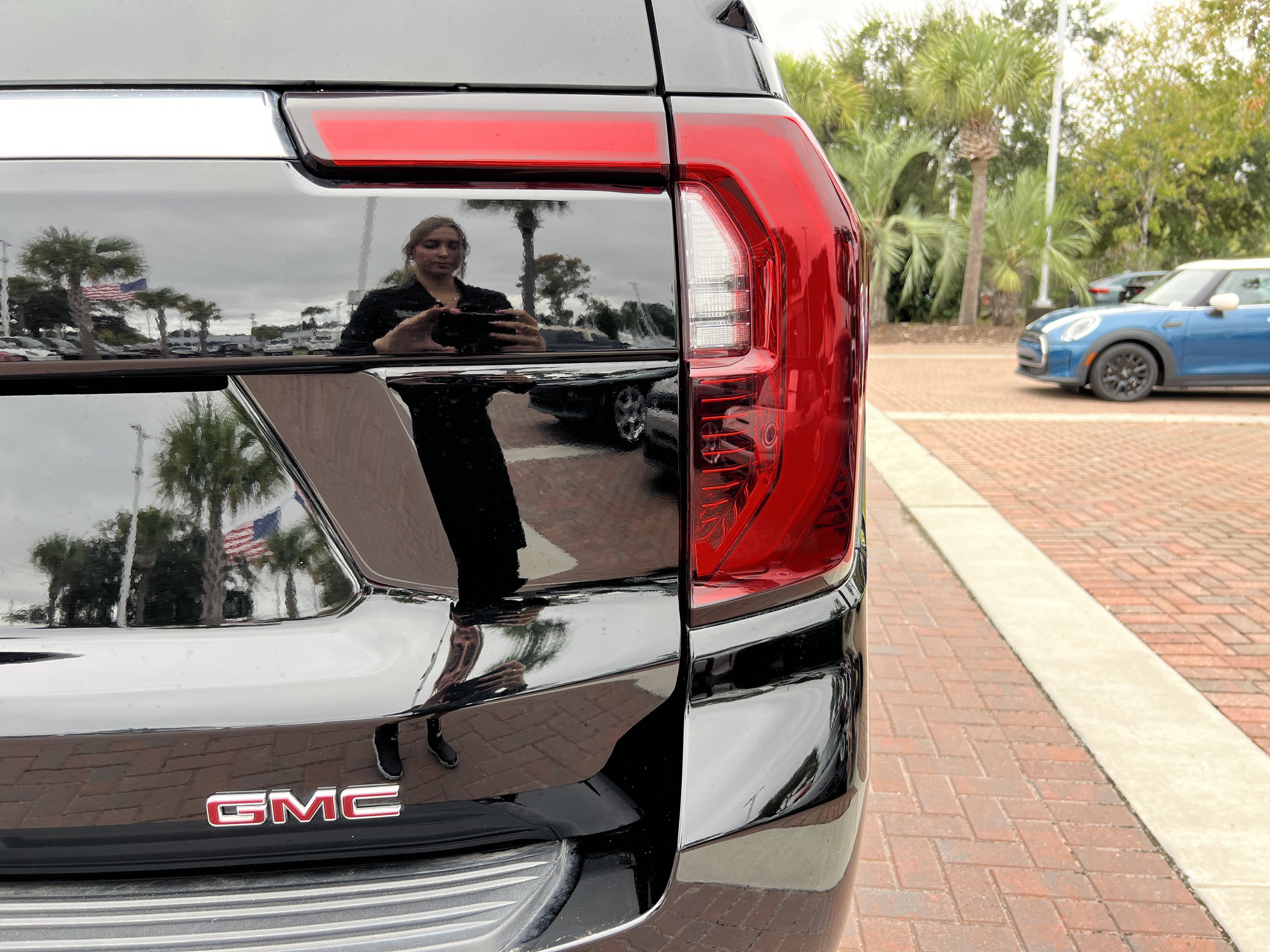 Used 2025 GMC Yukon XL Denali w/ Sun & Power Step Package AWD/4WD image 42