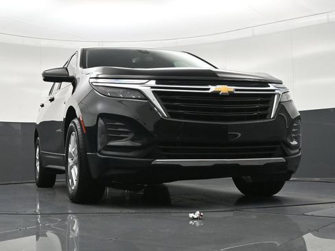 Used 2023 Chevrolet Equinox LT FWD image 32