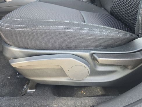 Used 2018 Subaru Forester 2.5i w/ Alloy Wheel Package image 16