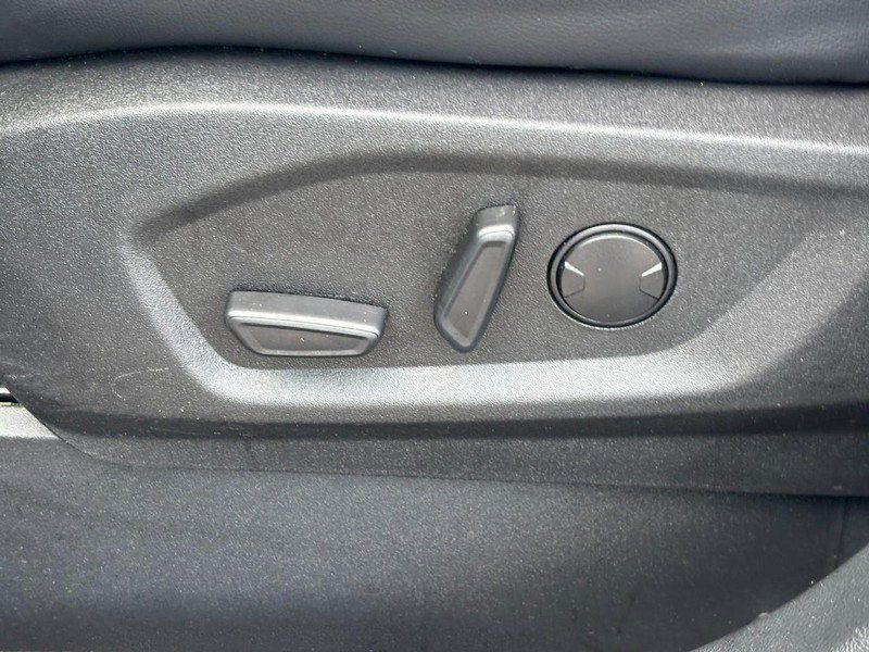 Used 2023 Ford Edge SEL w/ Convenience Package AWD/4WD image 16