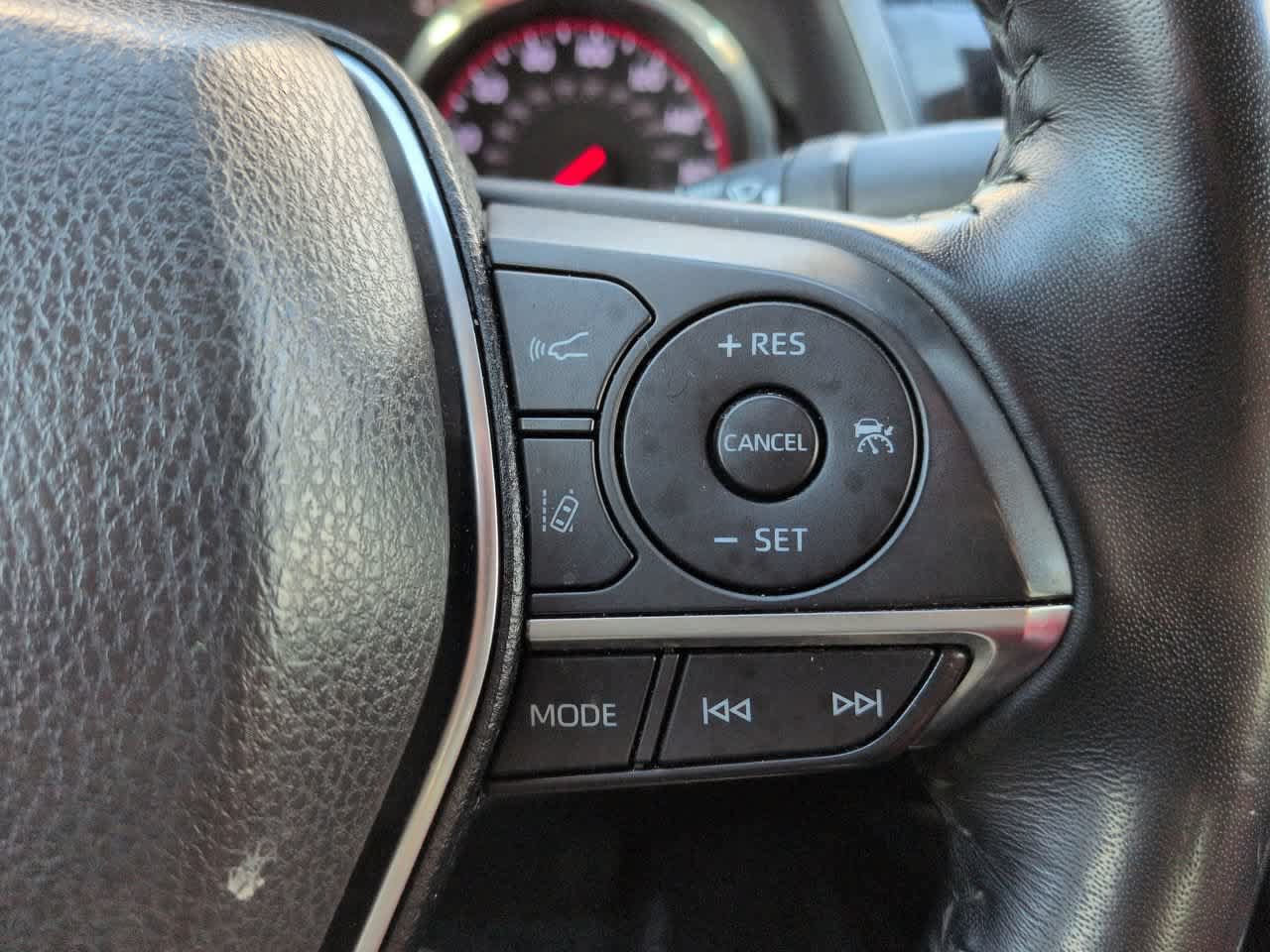 Used 2019 Toyota Camry XSE FWD image 25
