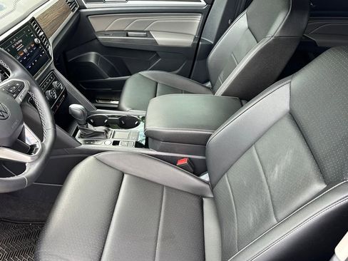 Used 2023 Volkswagen Atlas SE image 8