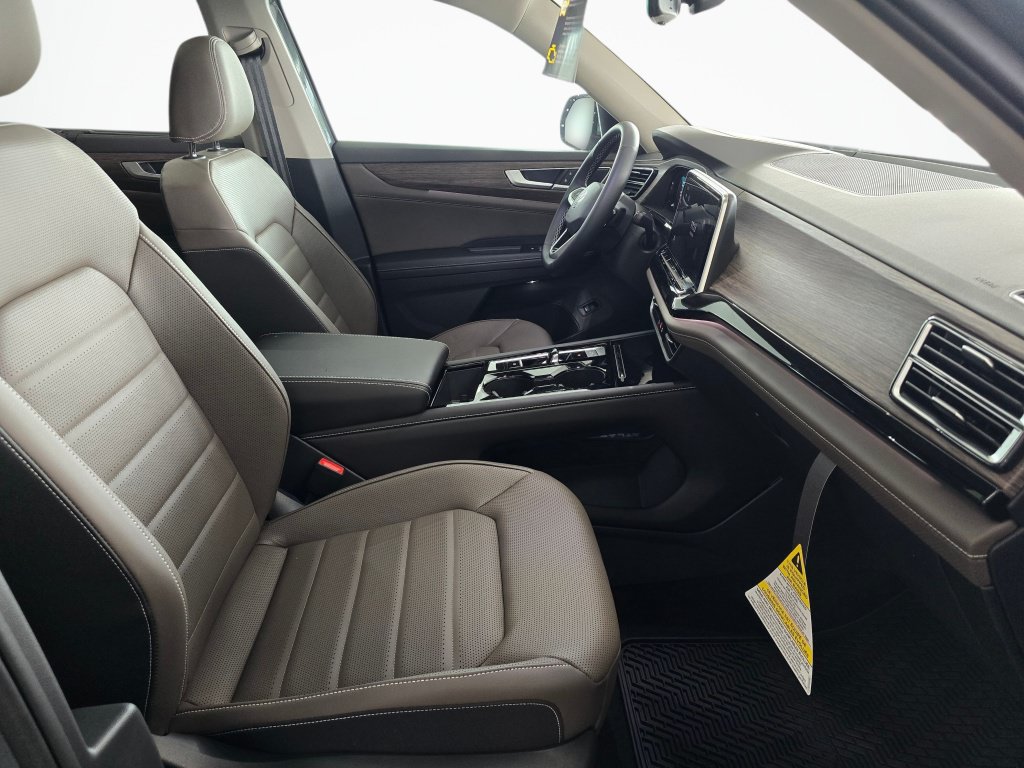 New 2026 Volkswagen Atlas SEL AWD/4WD image 40