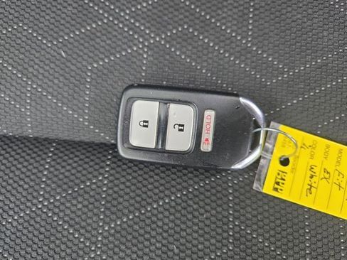 Used 2016 Honda Fit EX image 25