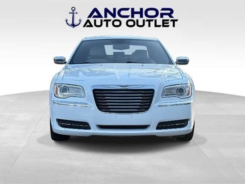 Used 2014 Chrysler 300 Uptown Edition w/ Quick Order Package 22M image 2