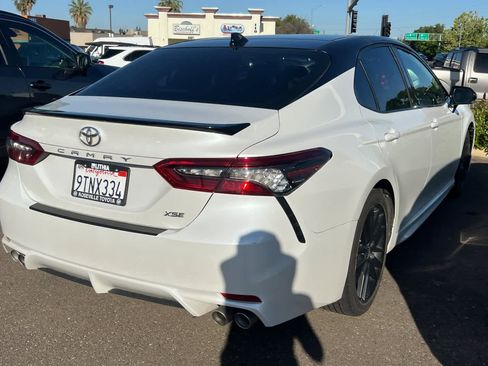 Used 2022 Toyota Camry XSE FWD image 4