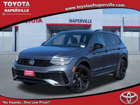 Used 2023 Volkswagen Tiguan SE R-Line image 1