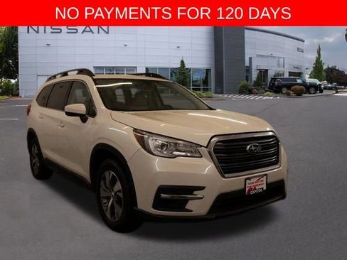 Used 2022 Subaru Ascent Premium w/ Convenience Package image 1