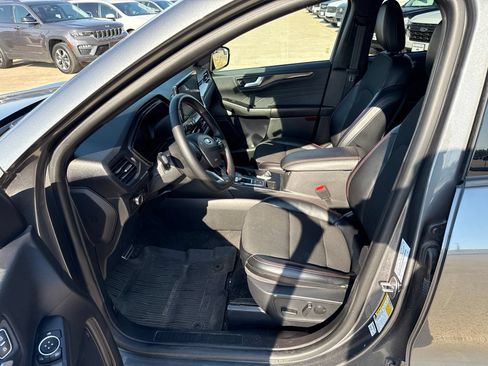 Used 2024 Ford Escape ST-Line w/ Tech Pack #1 FWD image 20