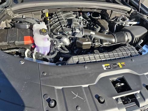 New 2025 Jeep Grand Cherokee Altitude image 14