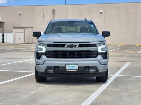 Used 2025 Chevrolet Silverado 1500 RST AWD/4WD image 2