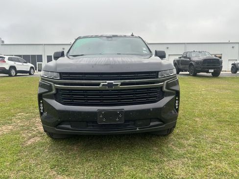 Used 2022 Chevrolet Tahoe RST w/ Luxury Package image 2